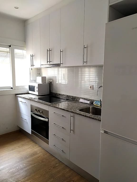 Comfortable Apartment Park Guell - photo 14