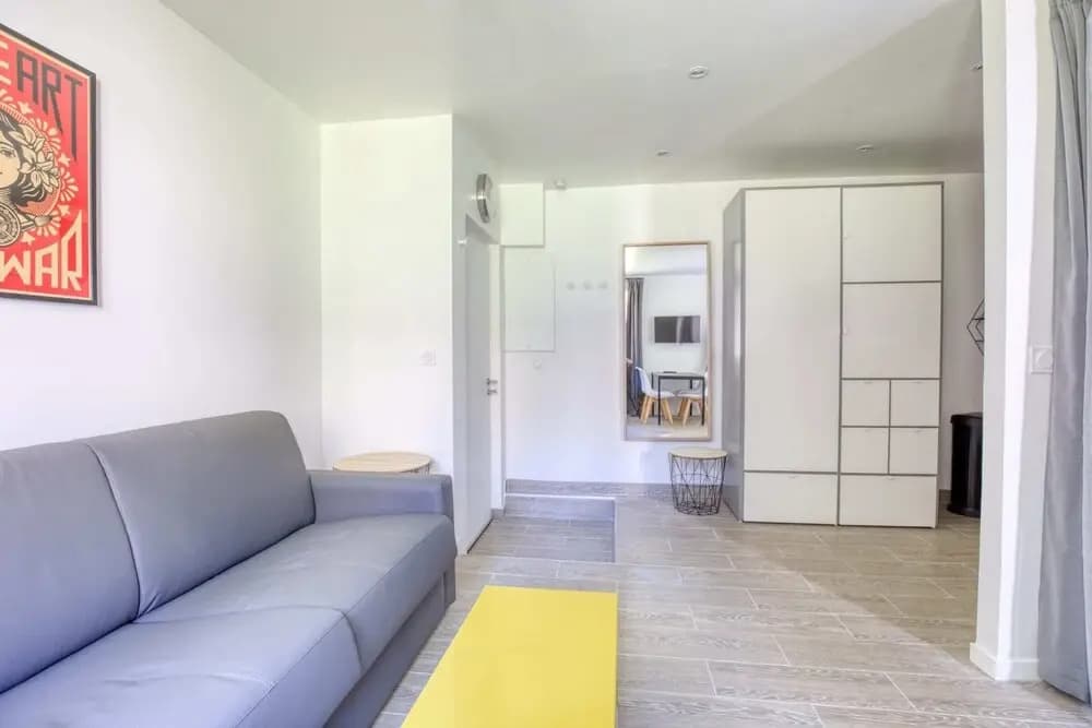 Magnificent studio near the canal de l'Ourcq - photo 1