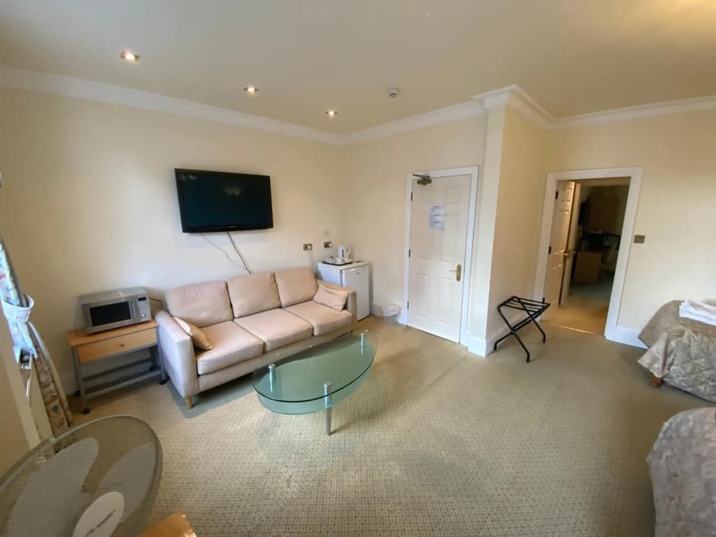Brompton Hotel - photo 4