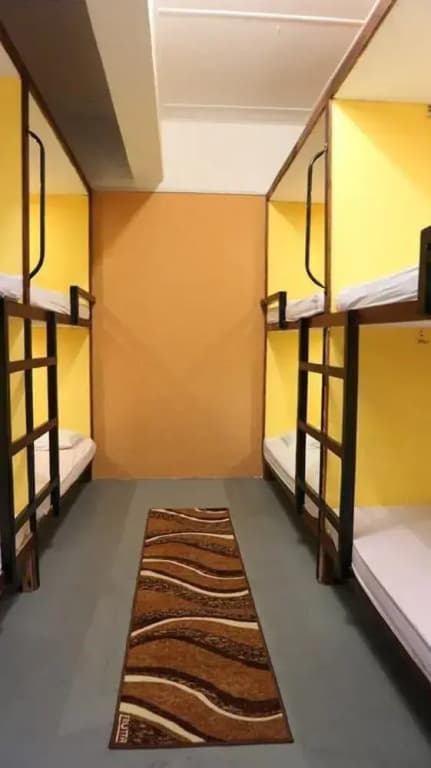 EB2 Hostel - photo 10