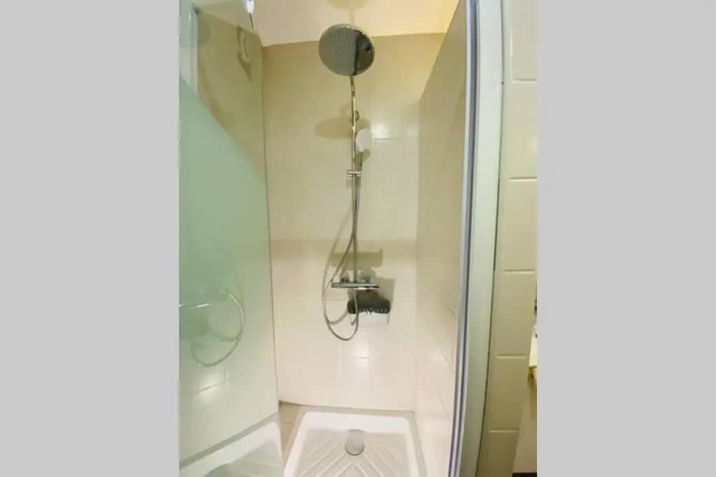 VIEUX NICE T4 - 55 m² entièrement rénové en 2021 - photo 9