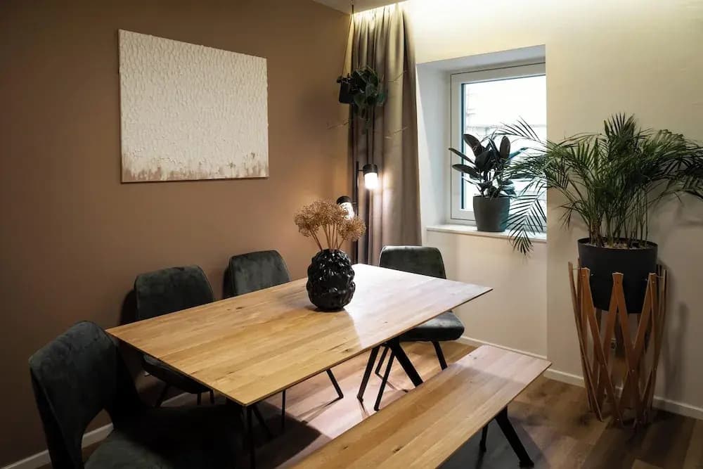 Urban Jungle Apartments - photo 4