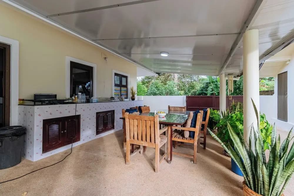 Poolside 3BR for Relaxed Stays V278 - photo 21