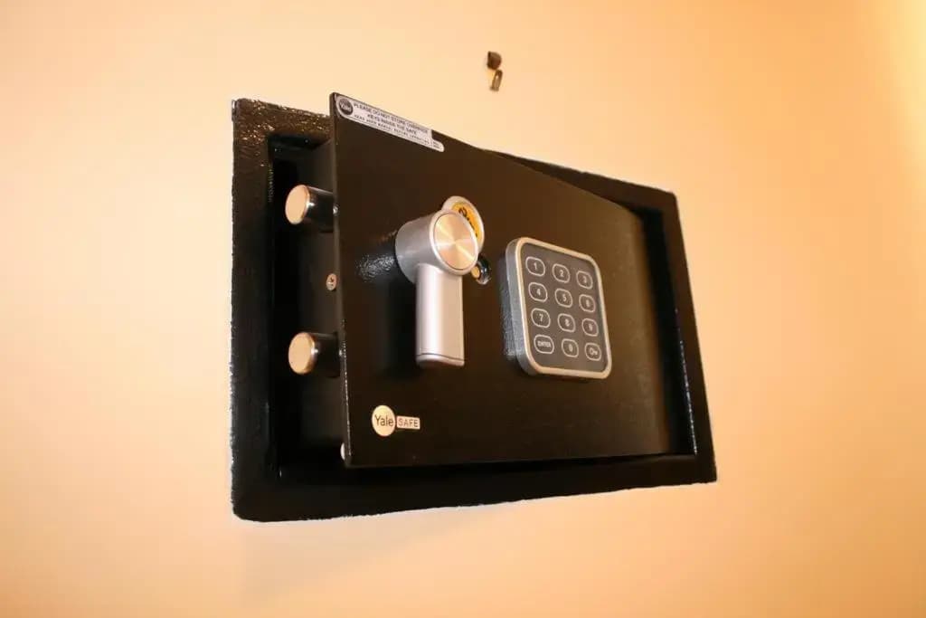 Vatican City Accommodation - photo 9