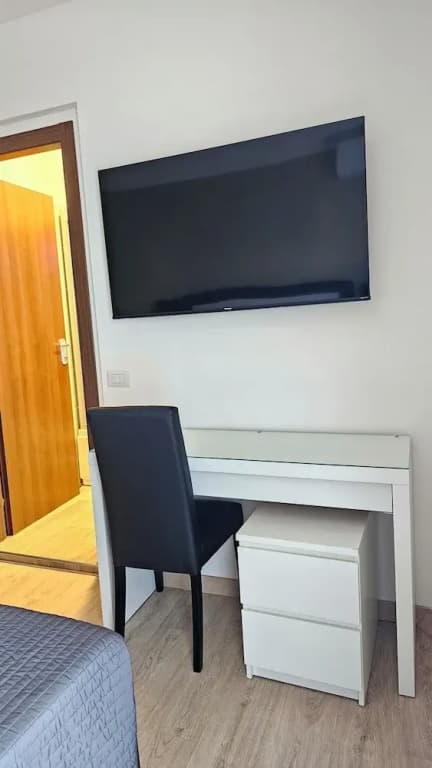 Convenient Booking B&B - photo 4