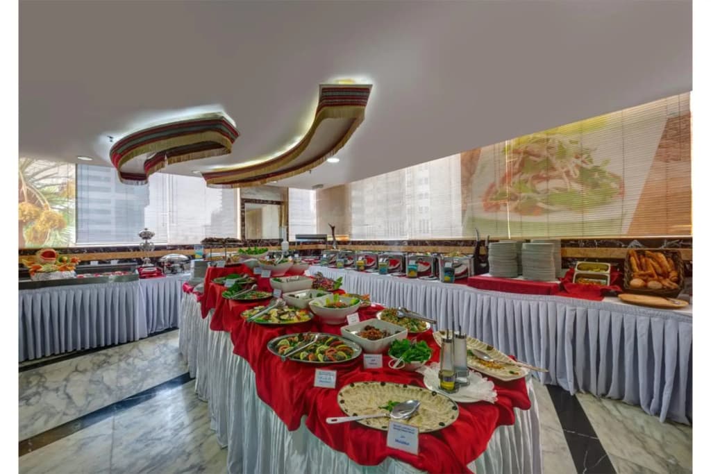 Sharjah Palace Hotel - photo 30