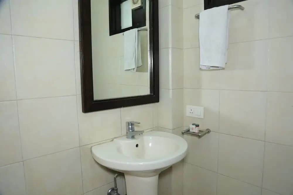 Sundeep Inn - photo 9