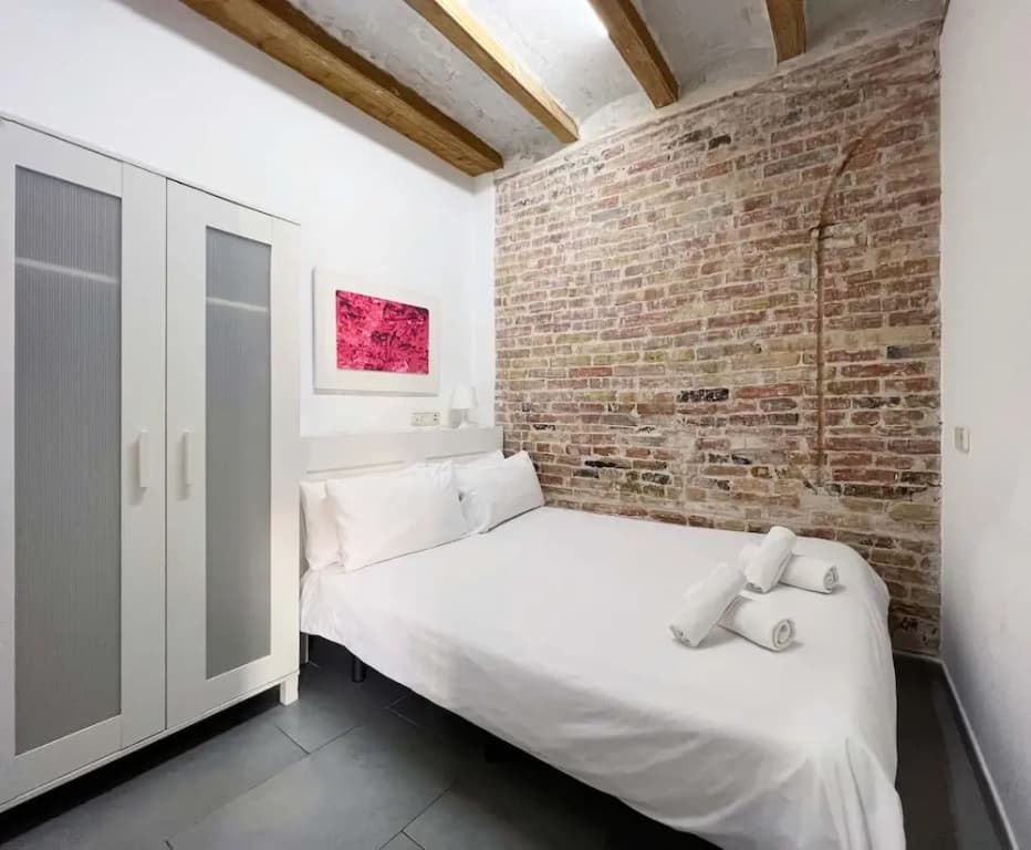 Stay U-nique Apartment Comte Urgell II - photo 12