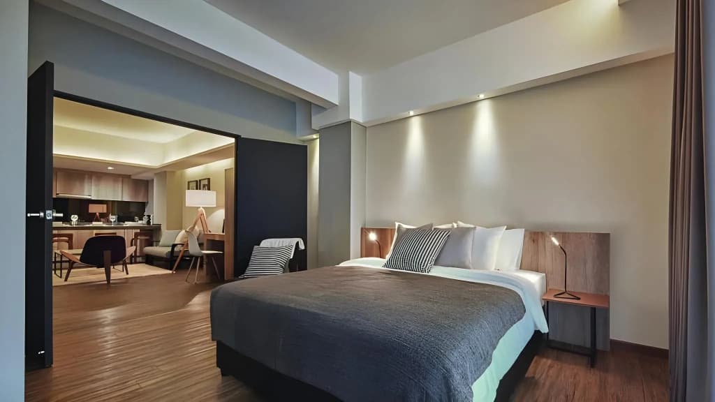 Tropics Eight Suites - photo 28