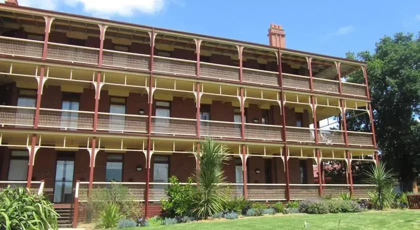 Yarra House - photo 8