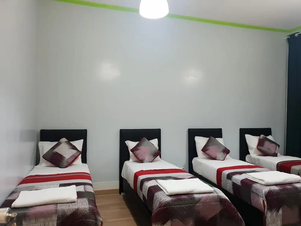 Shangri-la Hostel - photo 6