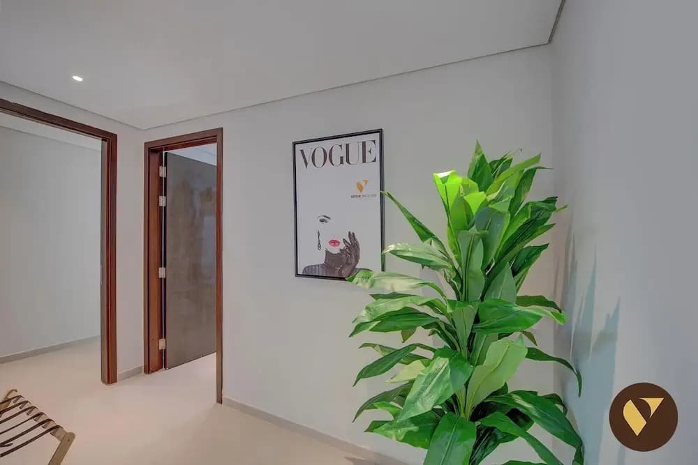 Vogue | Boulevard Heights near Burj Khalifa | Dubai mall - photo 34