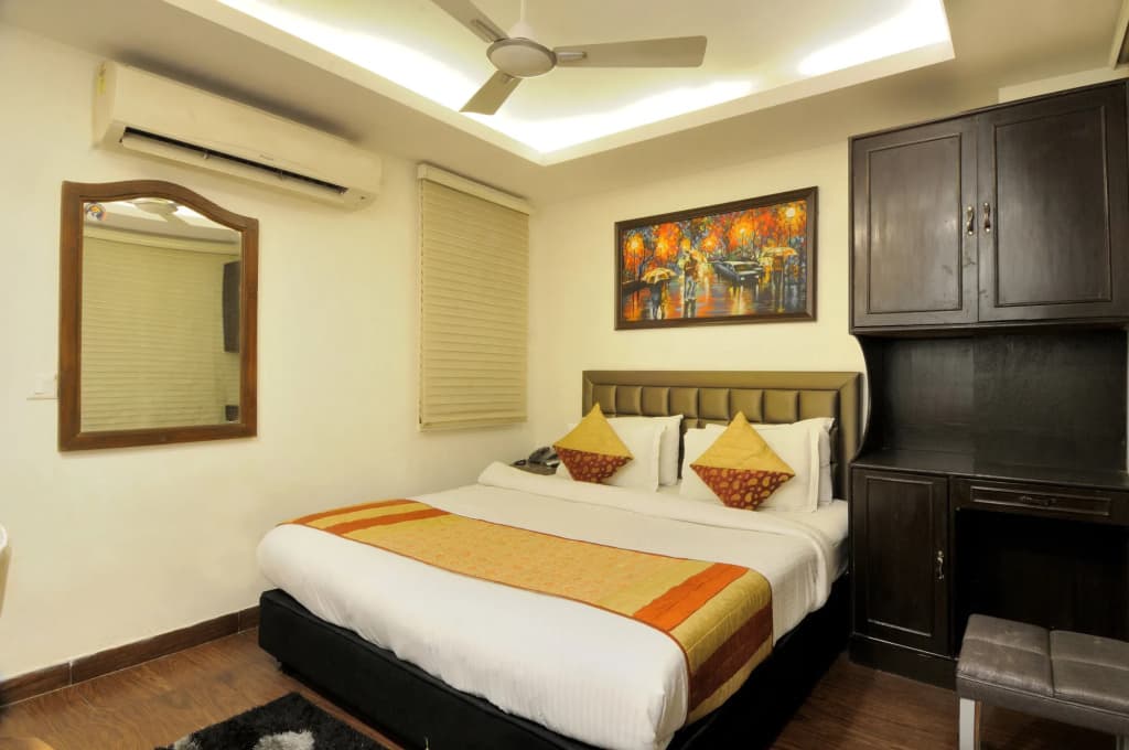 Check In Room Chuna Mandi - photo 3