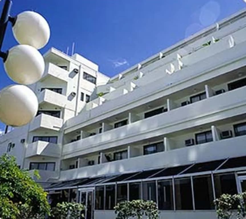 Waterside Apartments - photo 1