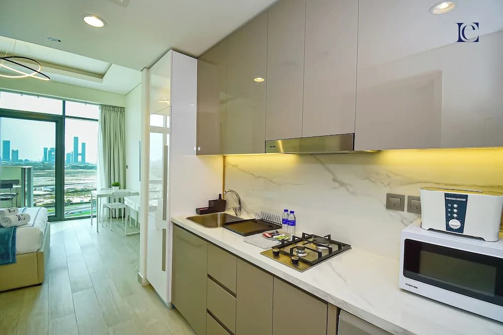 Brand New Studio Apartment - Farhad Azizi Jaddaf Dubai - photo 5