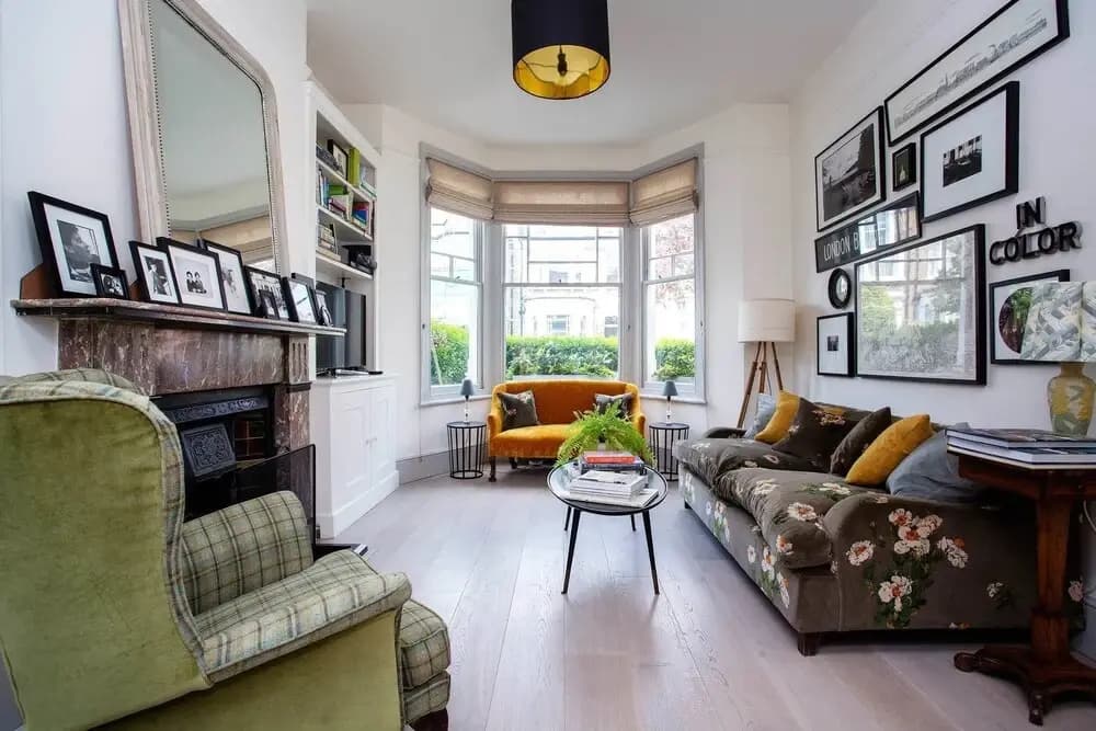 Queen's Park Family Home - photo 3