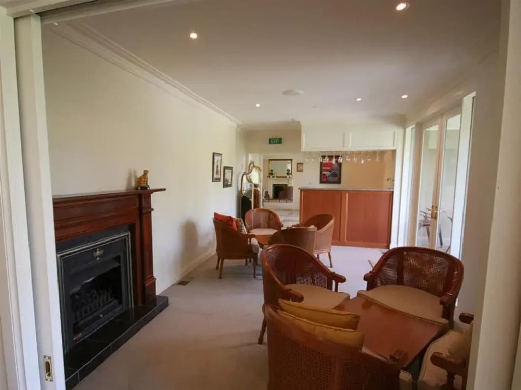 Sanctuary Lodge - photo 2
