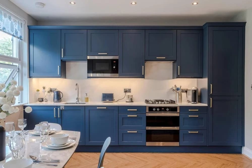 Stunning 3 bed Flat in the Heart of West Hampstead - photo 13