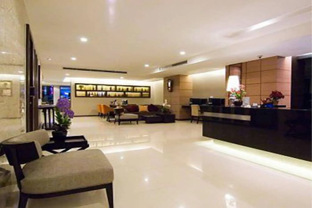 The Dawin Hotel - photo 2