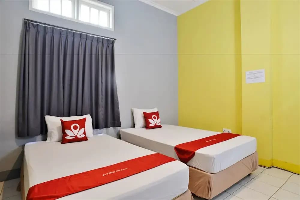 ZEN Rooms Basic Near Pasar Baru - photo 27