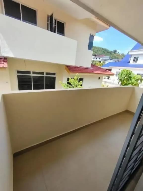 Mutiara Height Homestay - photo 12
