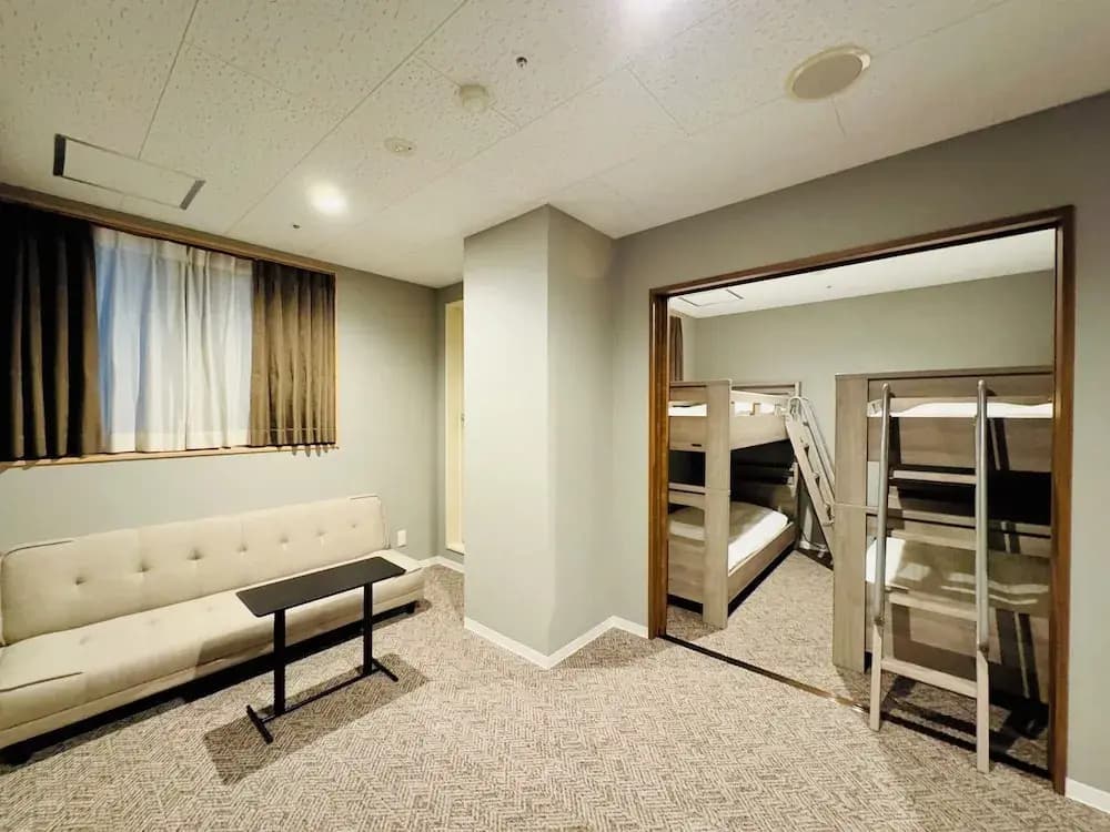 BANDE HOTEL in NAMBA - photo 4