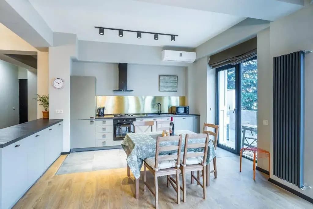 Wehost Pool and Gym Apartment - photo 1