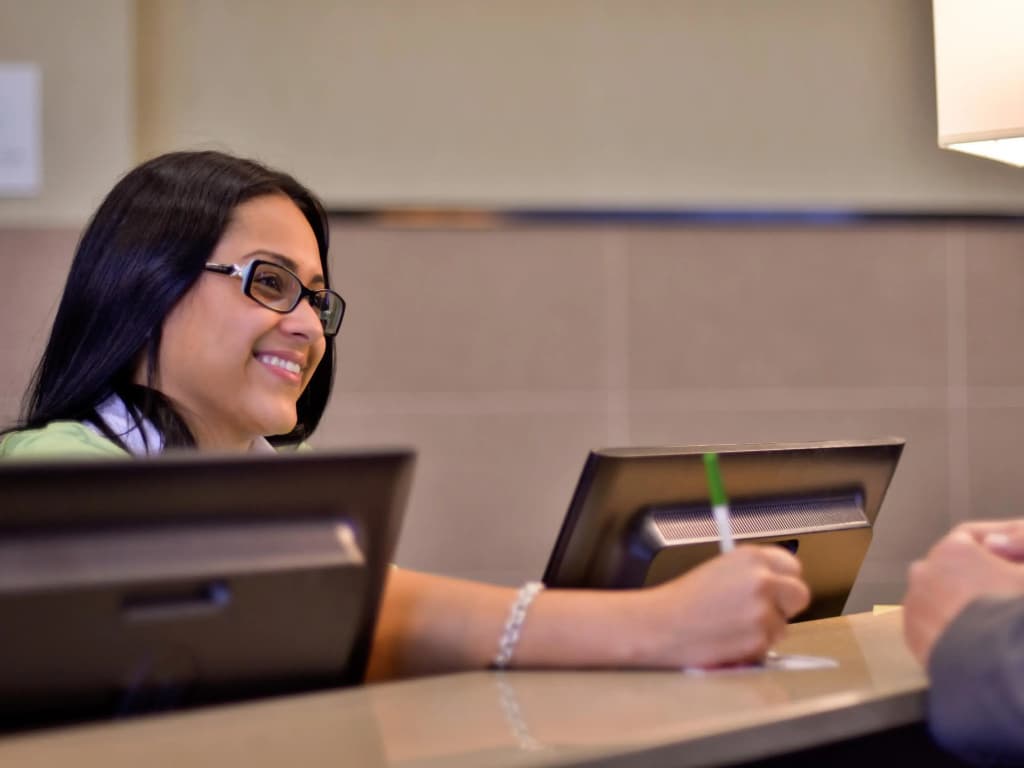 Holiday Inn Express Kennedy Airport - photo 20