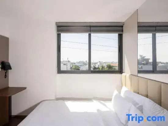 La Hotel Duong So 21 - photo 8