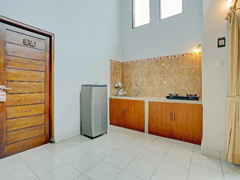 OYO 90155 Landuh Merta Residence - photo 12
