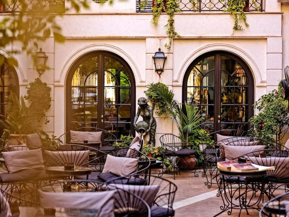 Hotel Locarno - photo 21