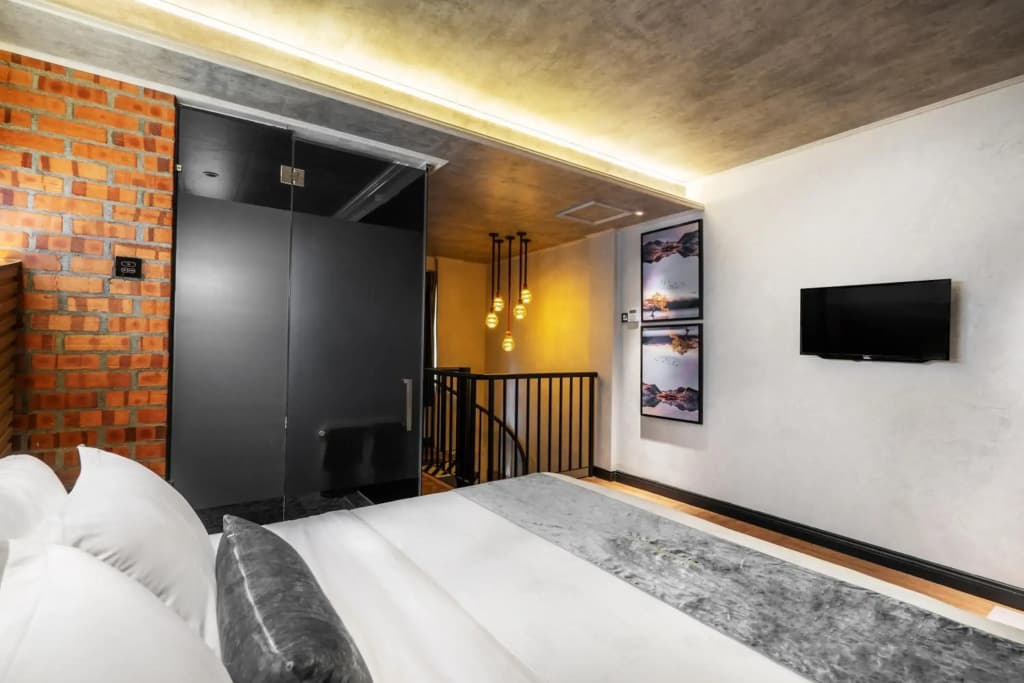 A&R Urban Hotel - photo 11
