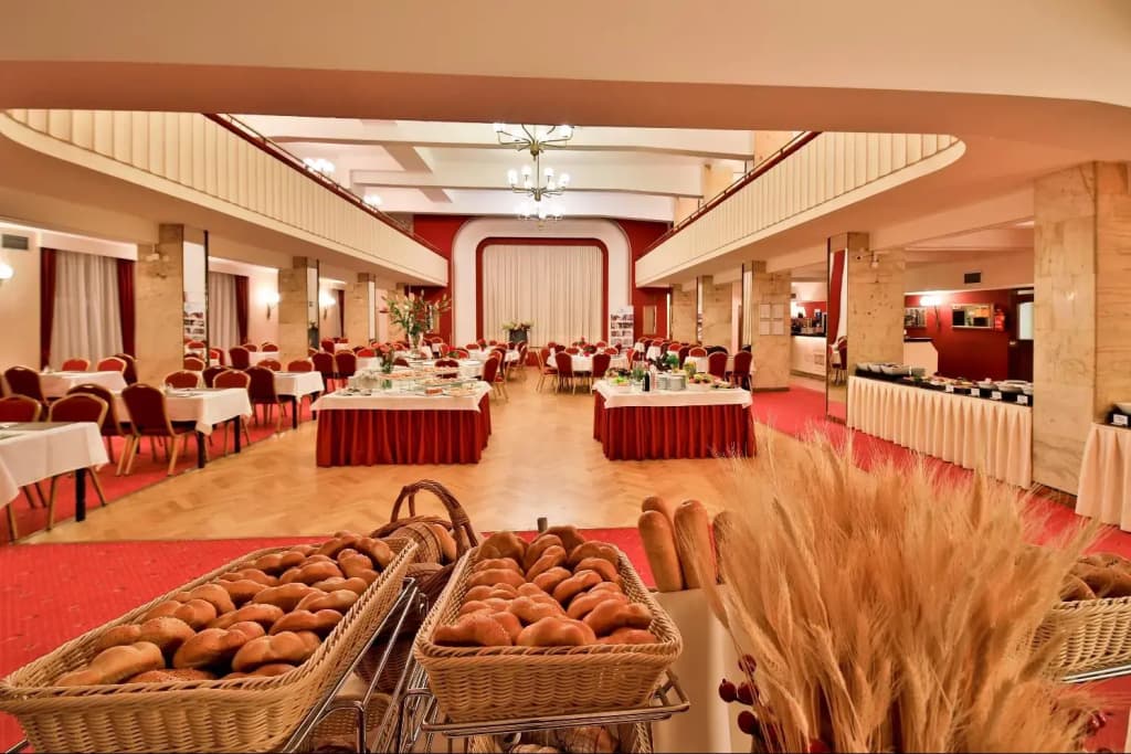 Hotel Belvedere - photo 24