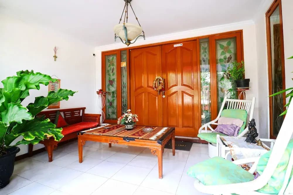 Sisca Guest House - photo 13