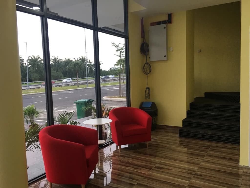 Swing & Pillows - Kota Warisan - photo 7
