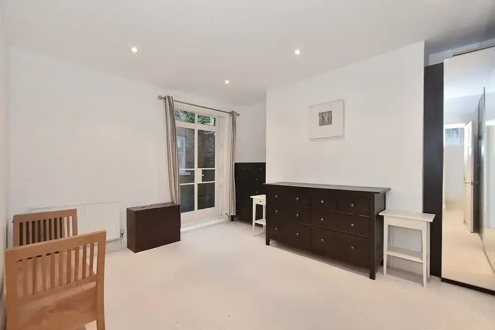 Belgravia Apartments - Cathcart Road - photo 3