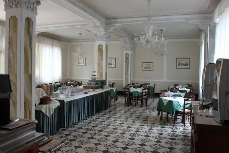 Hotel Byron - photo 15