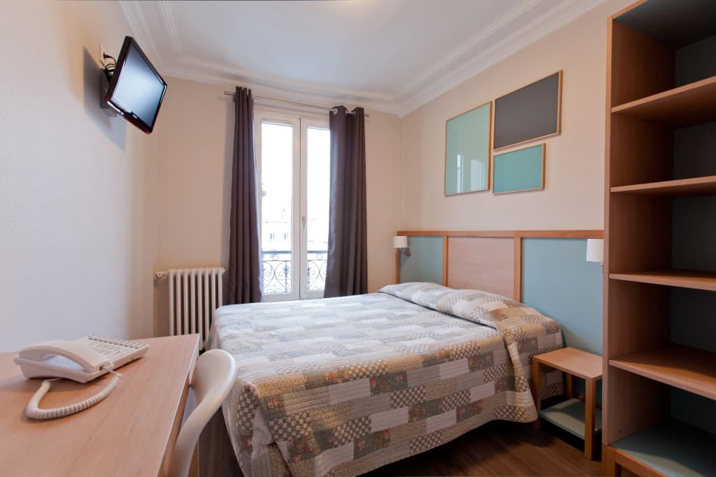 Est Hotel - photo 3