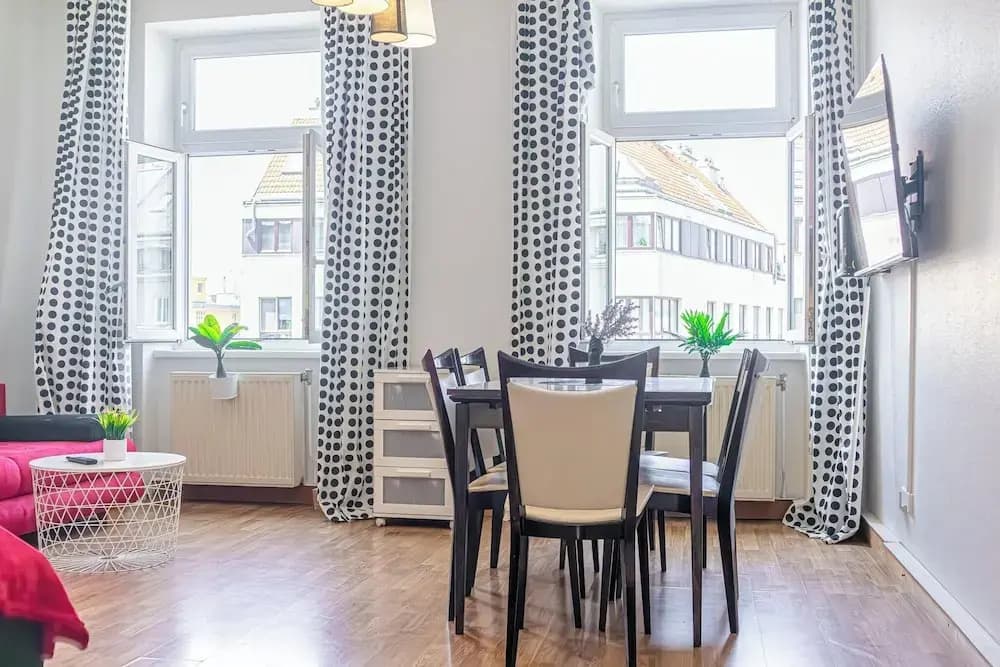 Stylish 2BR Apartment Long Stay for 5 - photo 28