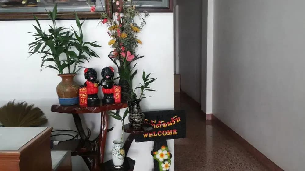 RC Guest House - photo 11