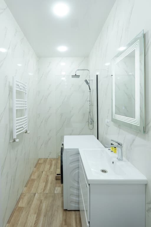 Bright 1BR apartment in Avlabari - photo 8