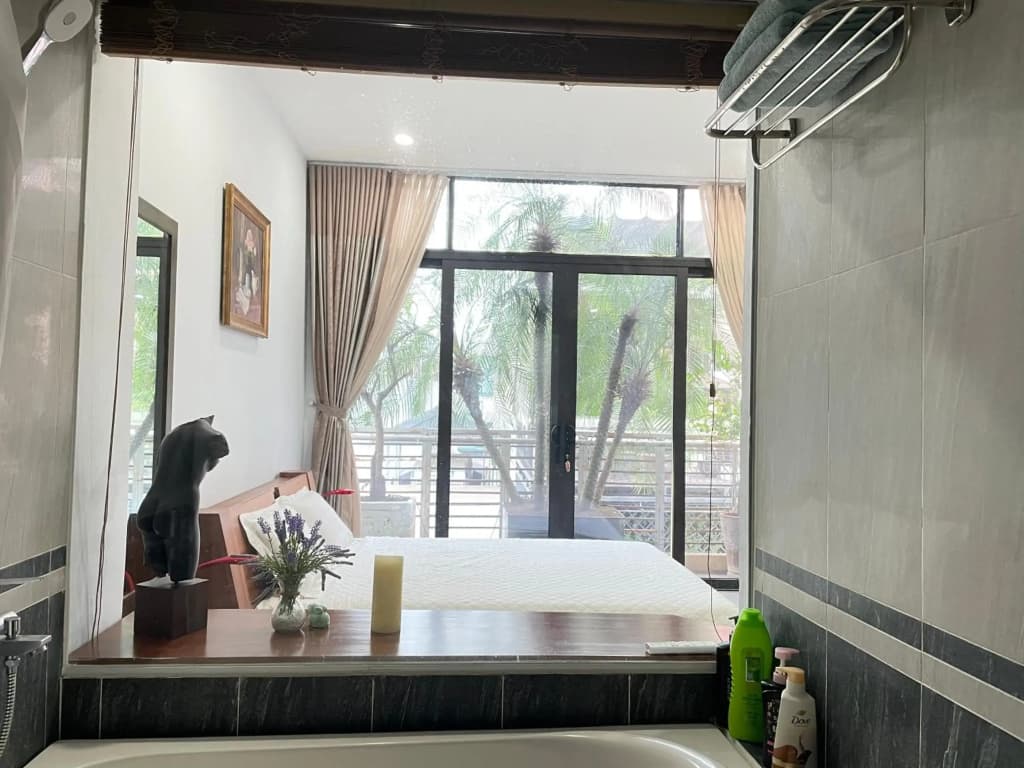 May Residence - photo 4