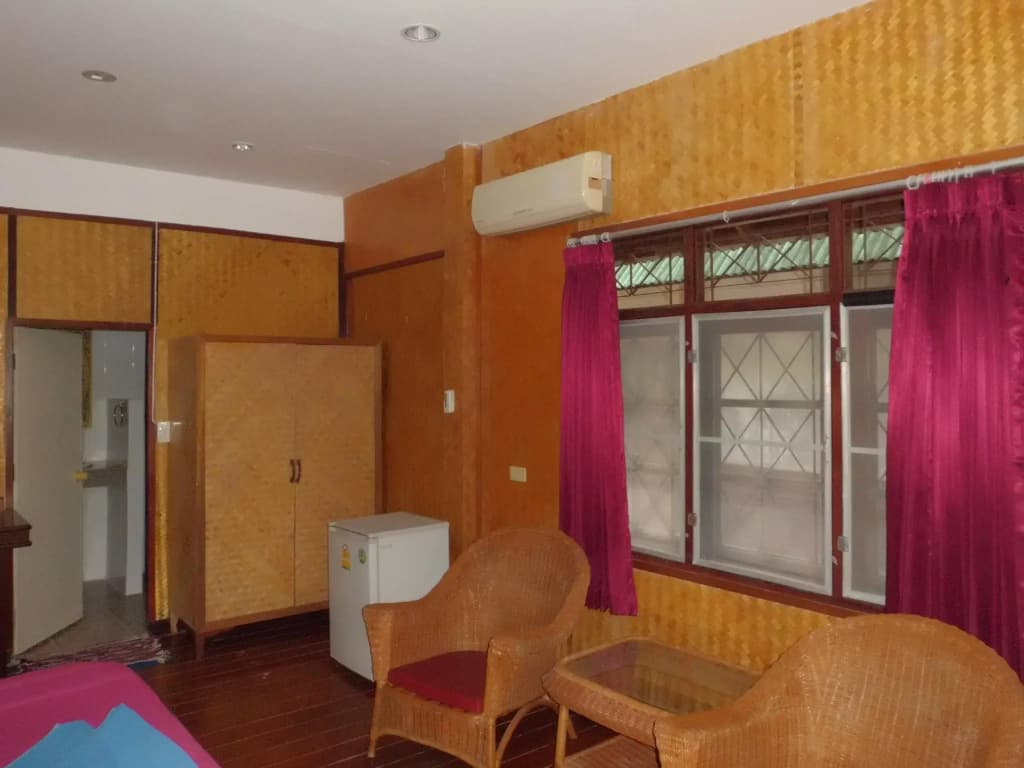 Lolita Bungalow - photo 3