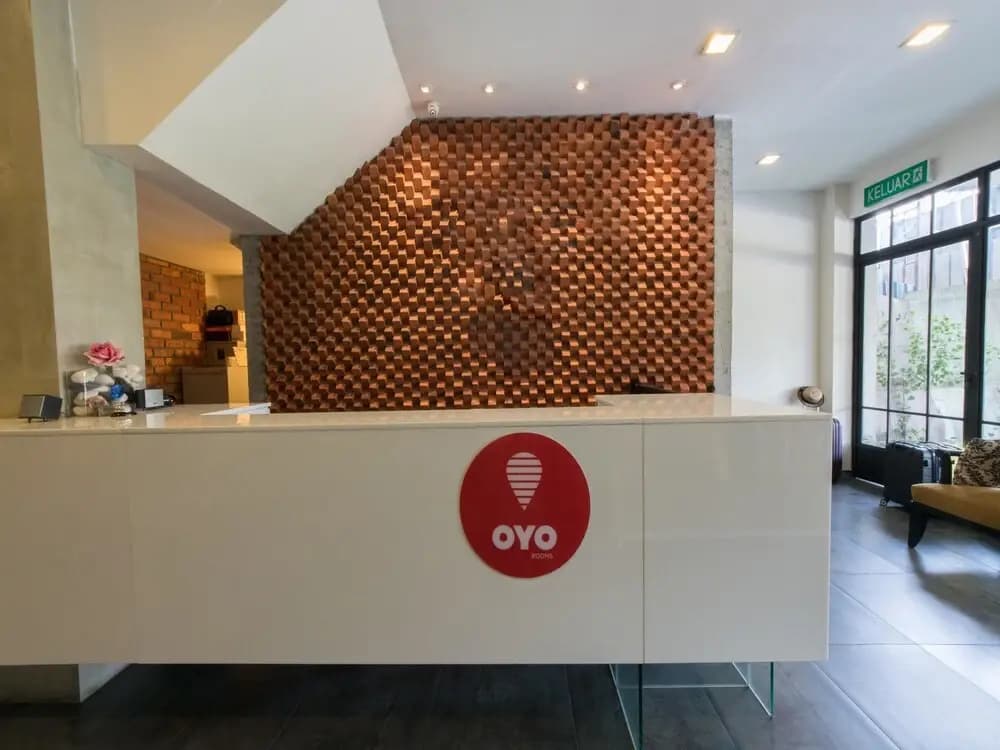 OYO 136 Ceria Hotel - photo 2