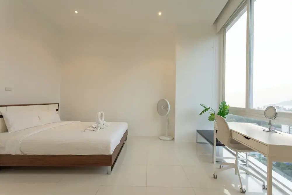 BestViewInPhuket 2 Living Rooms 4 BR C80 - photo 1