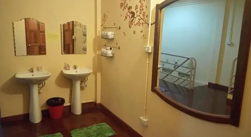 PM Guesthouse - photo 8