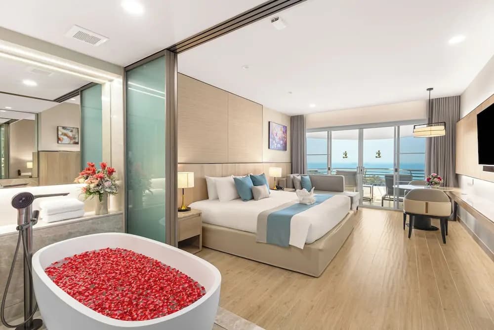 Royal Cliff Hotels Group - photo 2