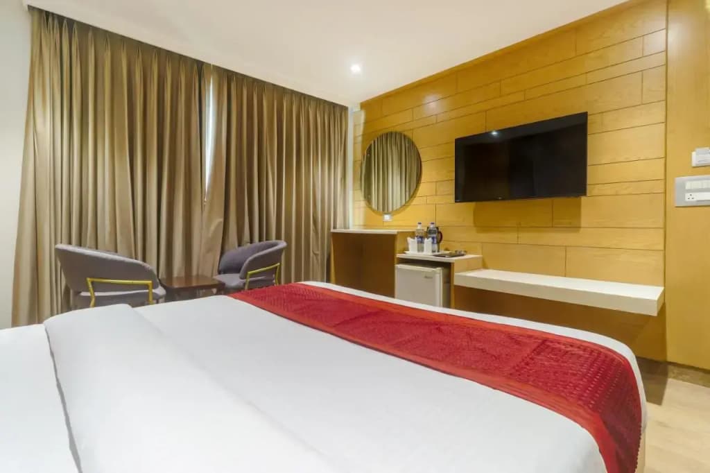 Hotel Bricks, Karol Bagh, New Delhi - photo 33
