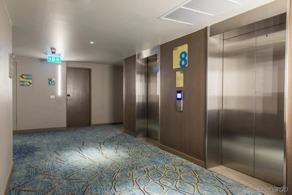 S33 Compact Hotel - photo 9