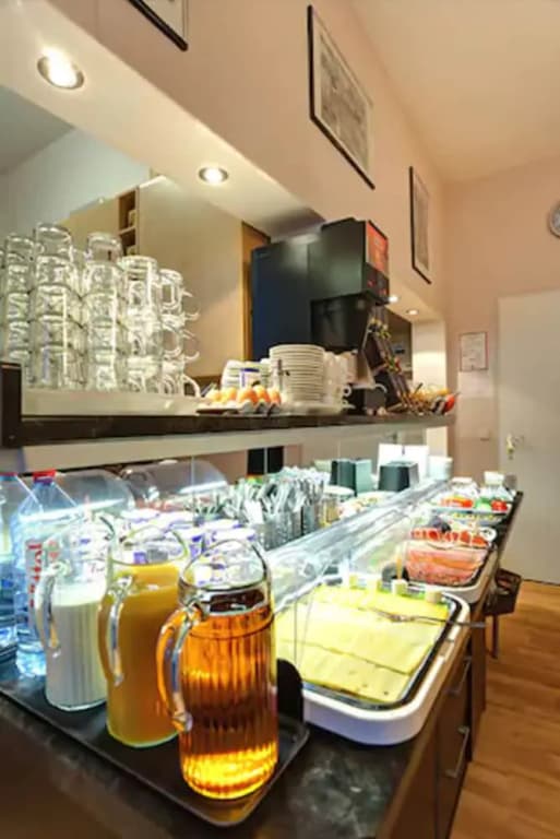 Hotel Am Savignyplatz - photo 8